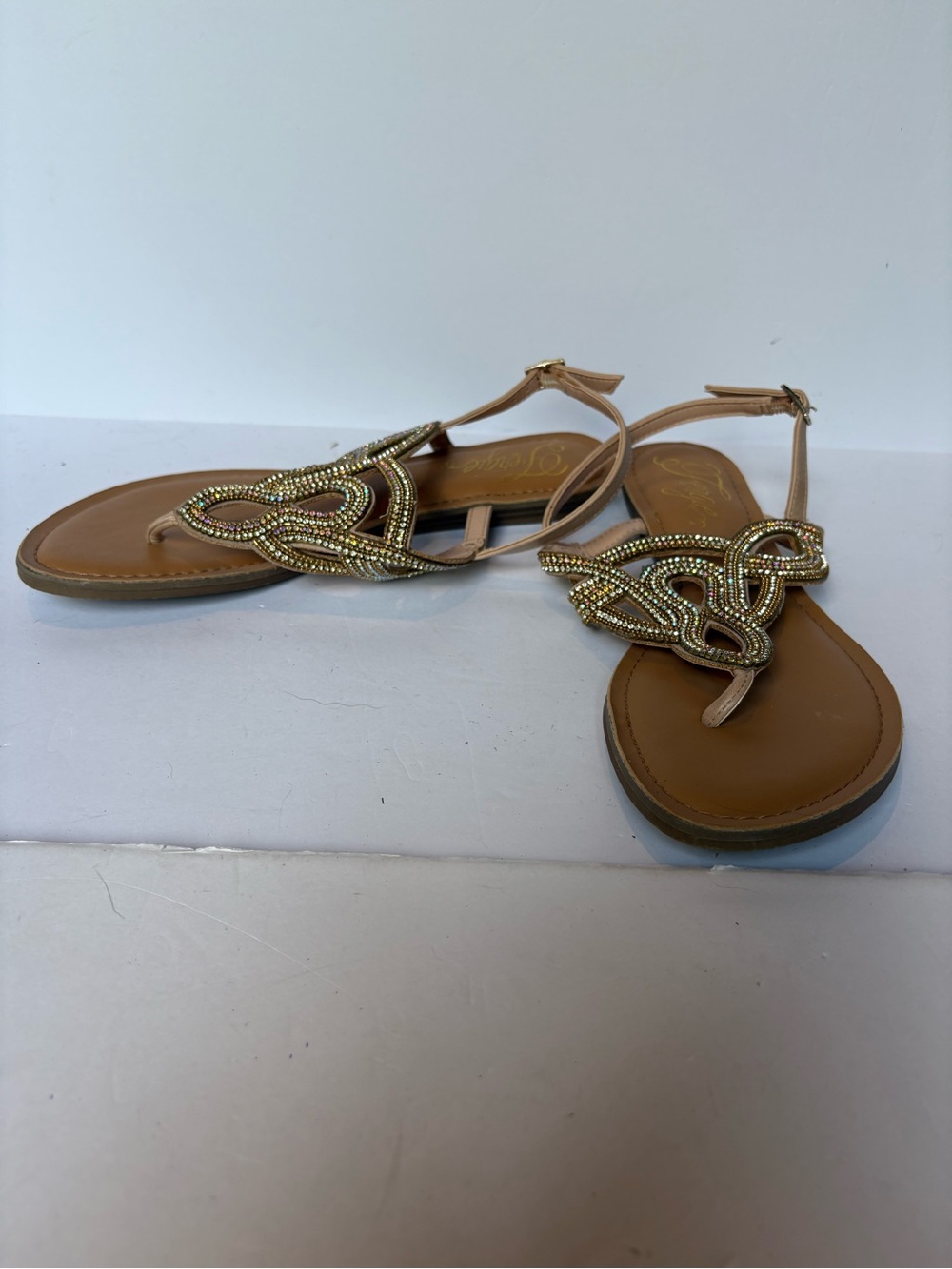 Fergie Sparkly Tan Women's T-Strap Sandals Size 8.5M